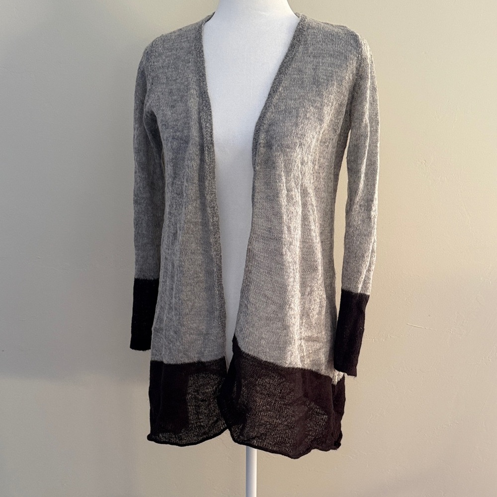 AB Studio Women's 8 Gray/Black Open Front Cardigan Seeater